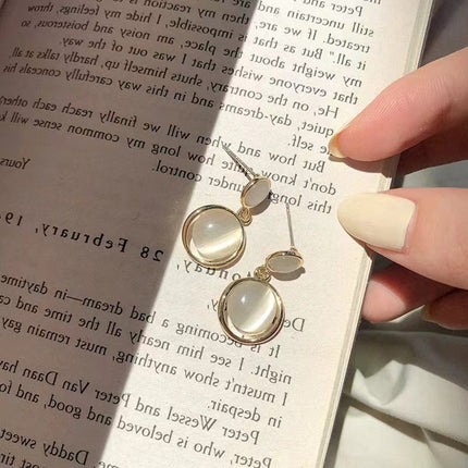 Retro Topaz Earrings