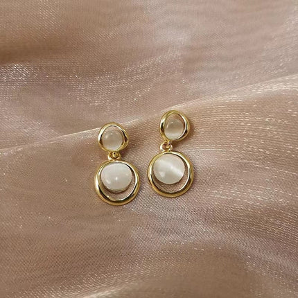 Retro Topaz Earrings