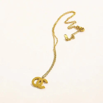 Retro pendant necklace