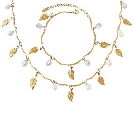 Gold Leaf Pearl Necklace