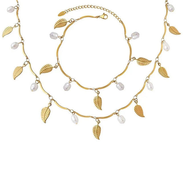 Gold Leaf Pearl Necklace