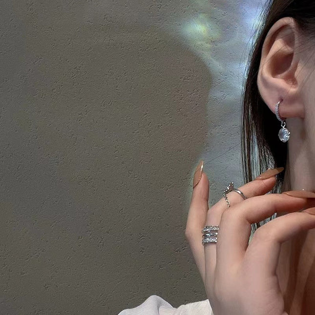 Small Sofia Hoop Earrings